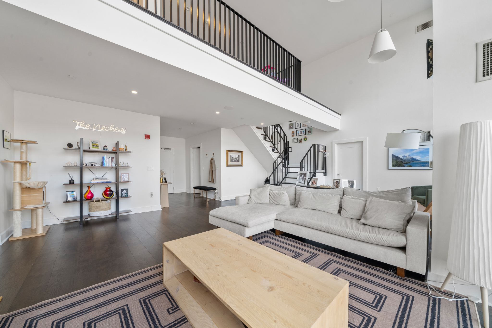 4 bed, 3.5 bath apartment for rent at 14 West Broadway Unit 903, South Boston — photo 15 of 58