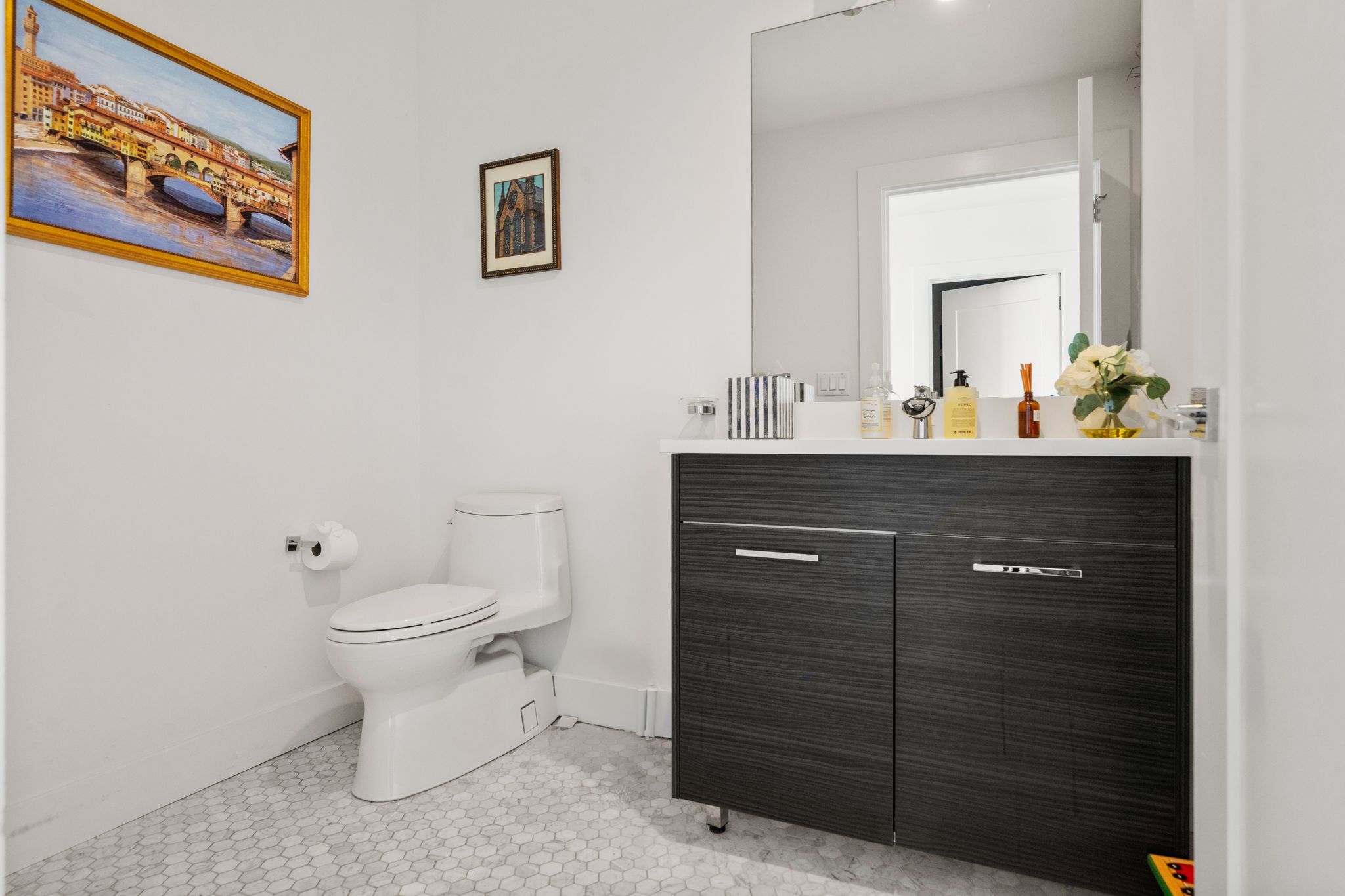 4 bed, 3.5 bath apartment for rent at 14 West Broadway Unit 903, South Boston — photo 17 of 58