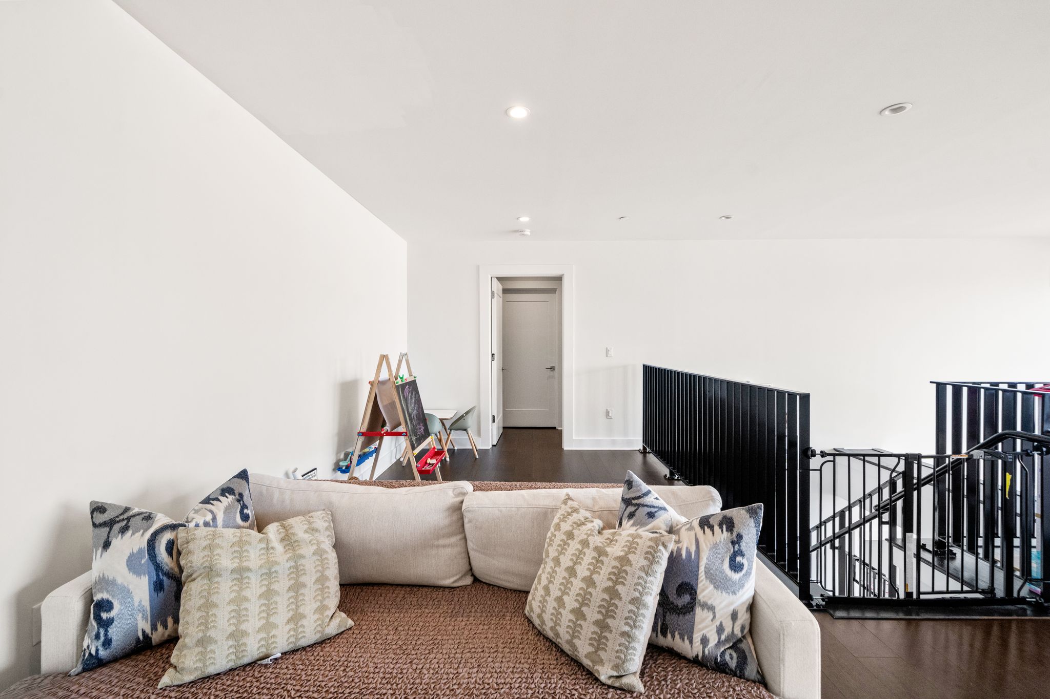 4 bed, 3.5 bath apartment for rent at 14 West Broadway Unit 903, South Boston — photo 51 of 58