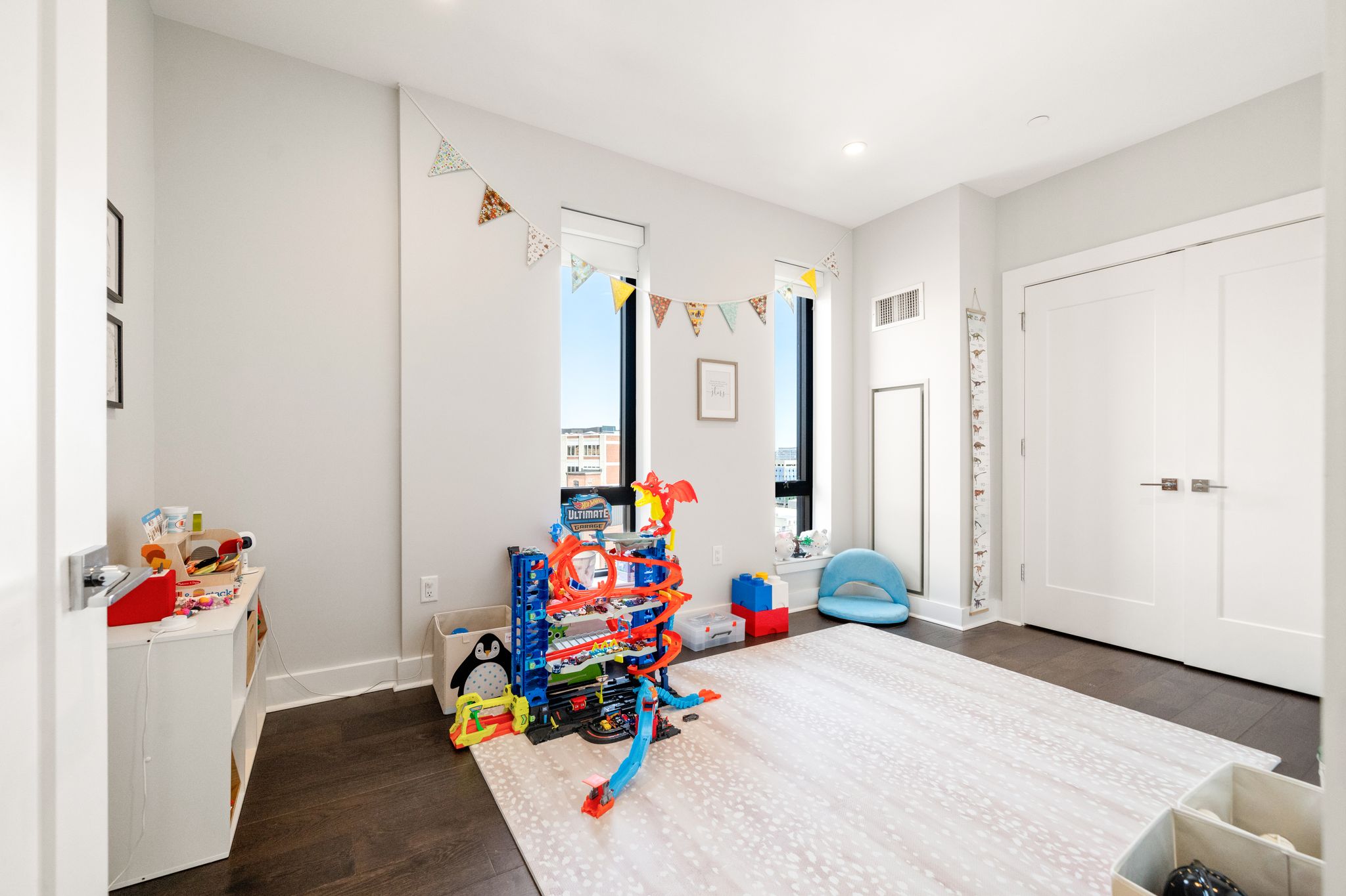 4 bed, 3.5 bath apartment for rent at 14 West Broadway Unit 9O3, South Boston — photo 7 of 50
