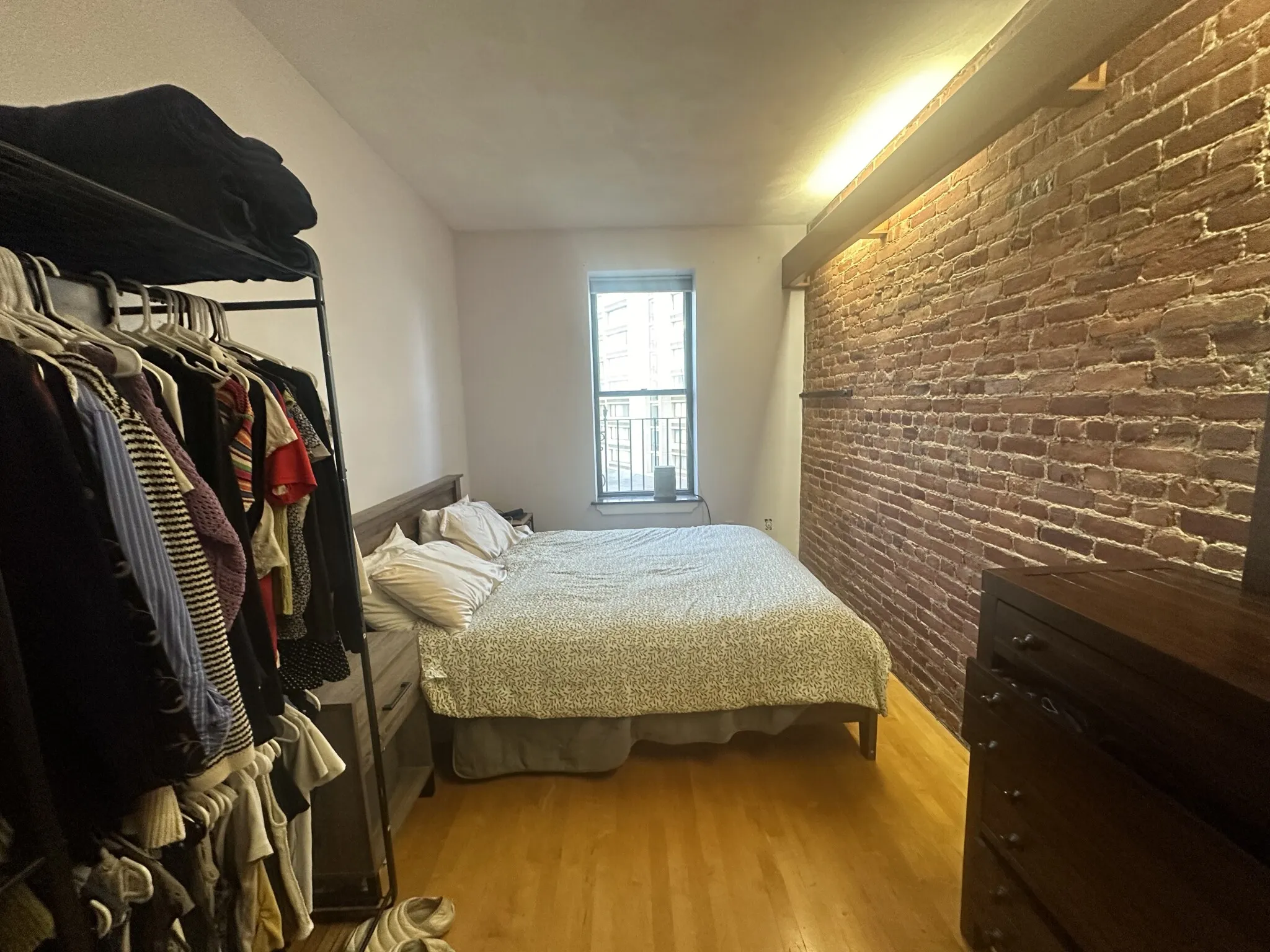 1 bed, 1 bath apartment for rent at 14 Westland Ave Unit 5, Fenway