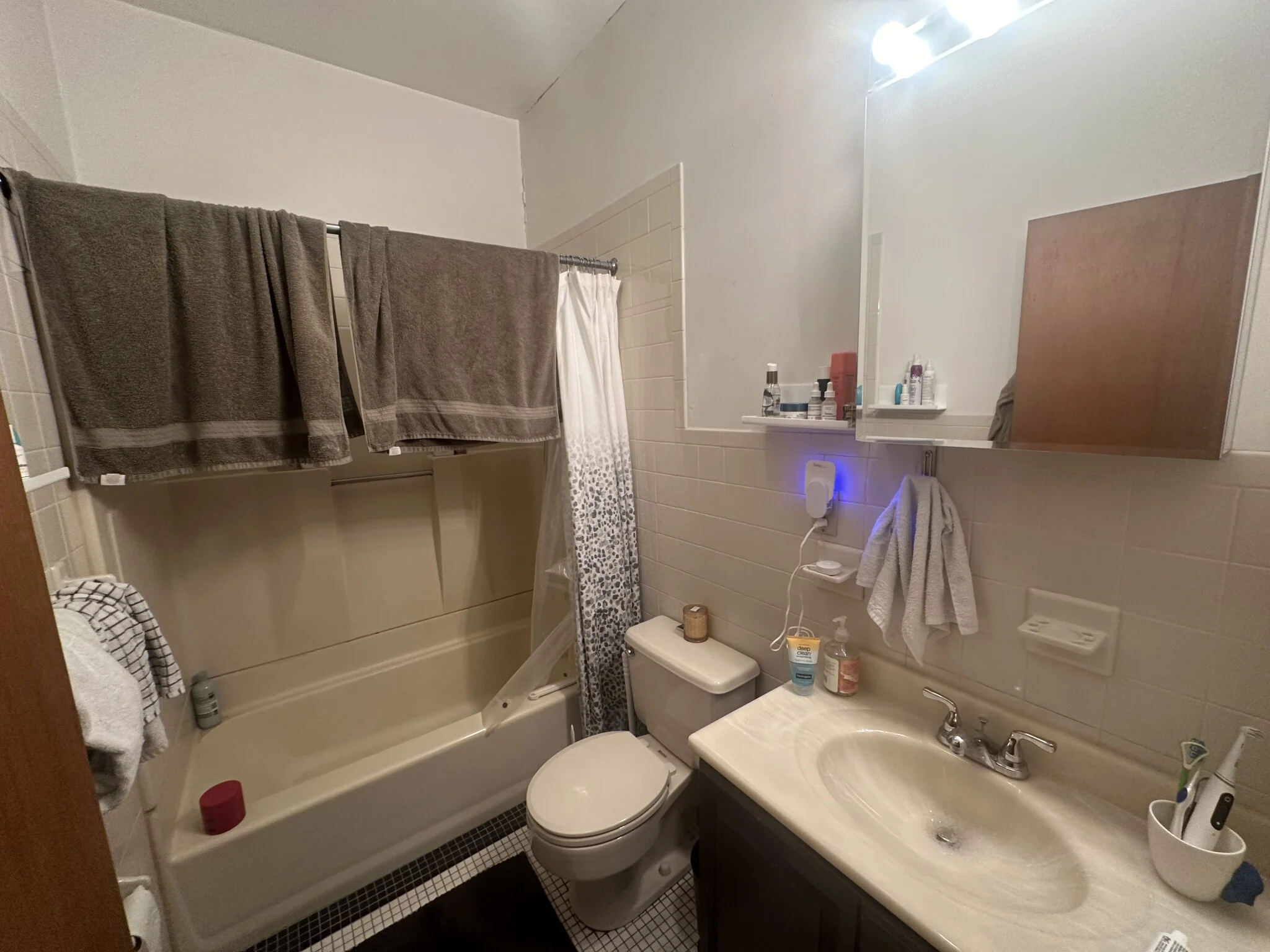 1 bed, 1 bath apartment for rent at 14 Westland Ave Unit 5, Fenway — photo 9 of 10