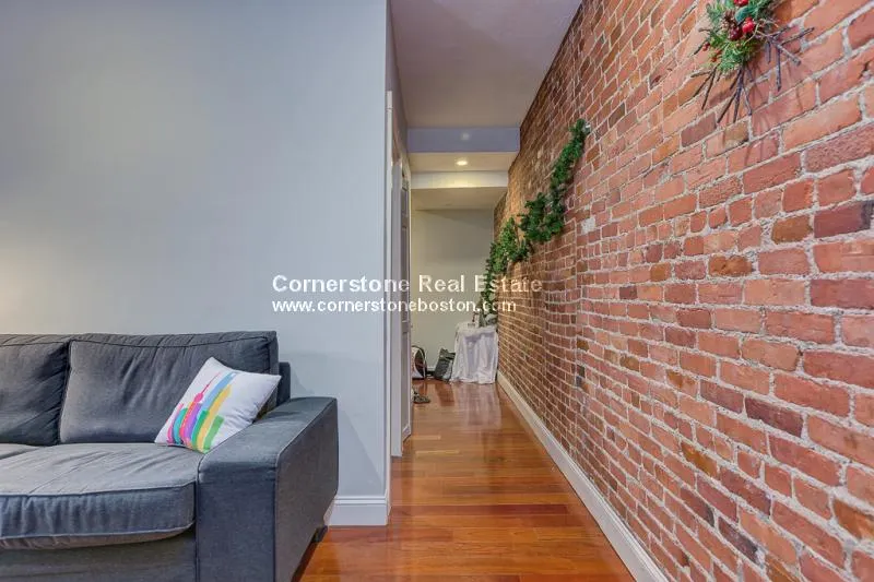 2 bed, 1 bath apartment for rent at 14 Westland Ave Unit 6, Fenway — photo 14 of 18
