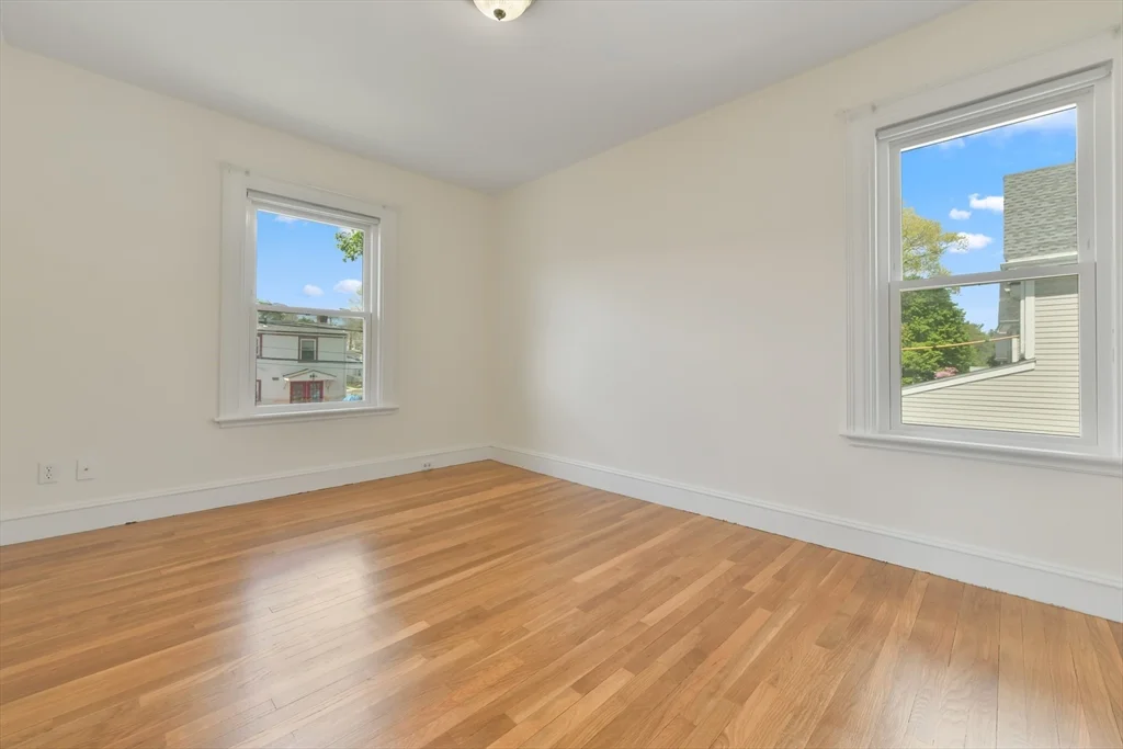 3 bed, 1 bath apartment for rent at 14 Westover St Unit 2, West Roxbury — photo 16 of 25