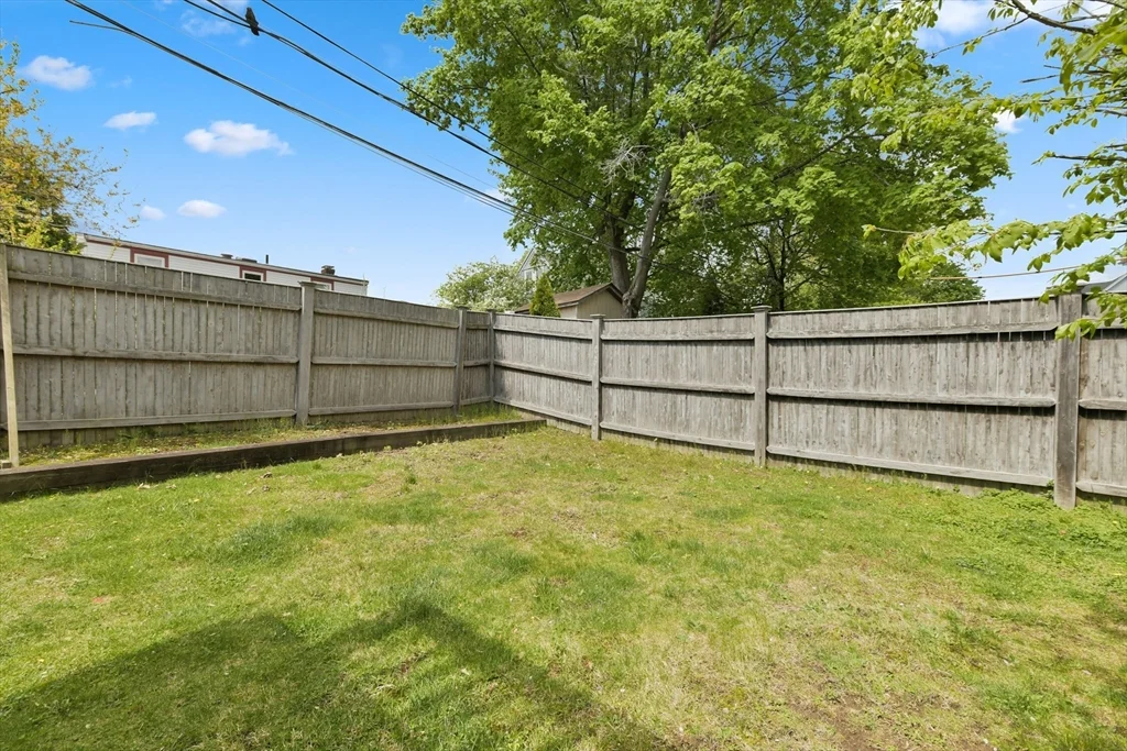 3 bed, 1 bath apartment for rent at 14 Westover St Unit 2, West Roxbury — photo 23 of 25