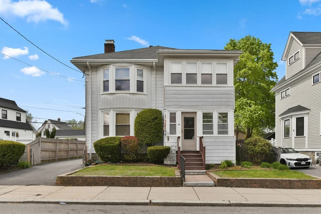 3 bed, 1 bath apartment for rent at 14 Westover St Unit 2, West Roxbury — photo 1 of 25