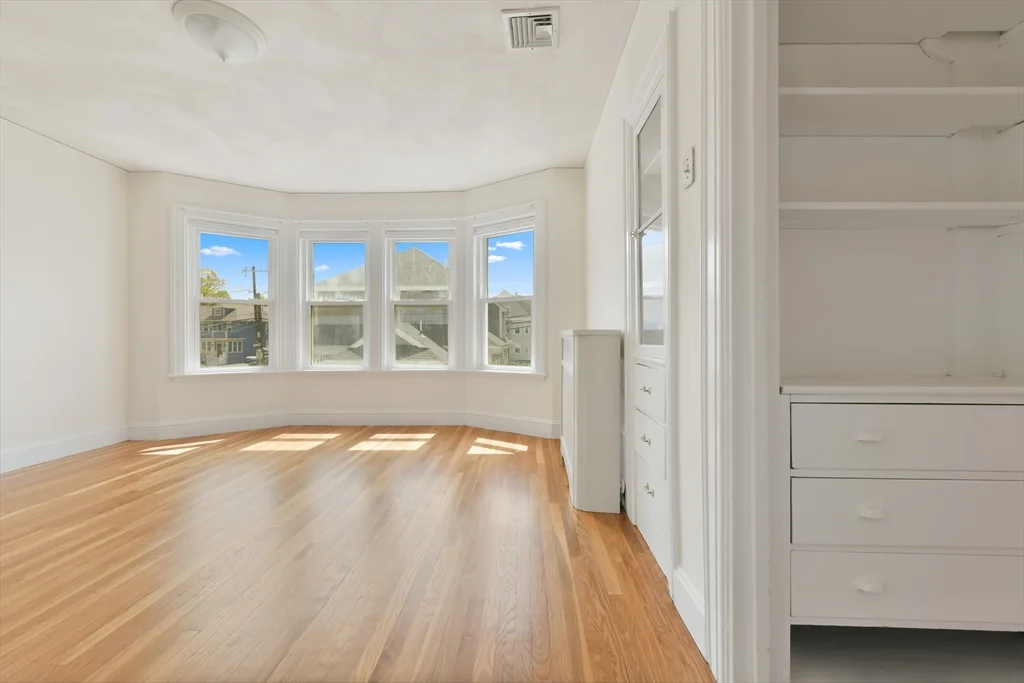 3 bed, 1 bath apartment for rent at 14 Westover St Unit 2, West Roxbury — photo 14 of 25