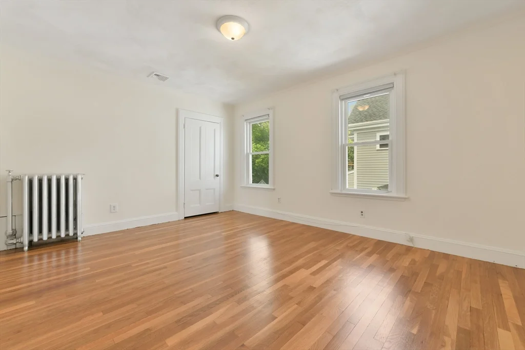 3 bed, 1 bath apartment for rent at 14 Westover St Unit 2, West Roxbury — photo 18 of 25