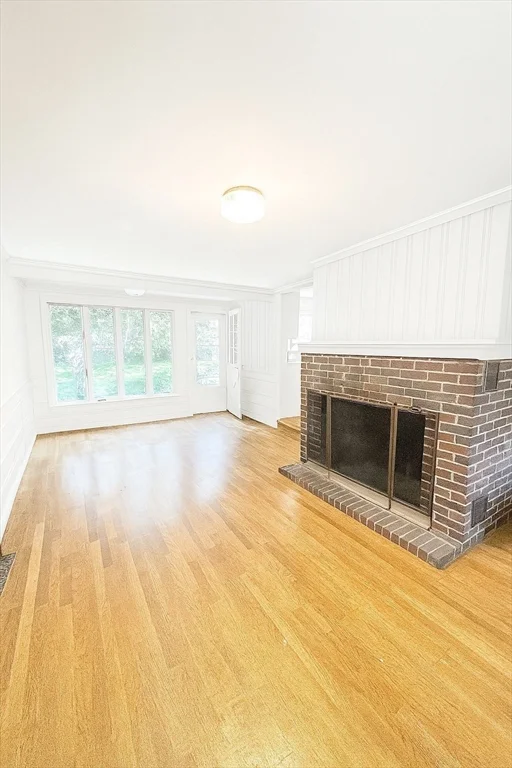 3 bed, 1 bath apartment for rent at 14 White Rd Unit 0, Braintree — photo 4 of 12