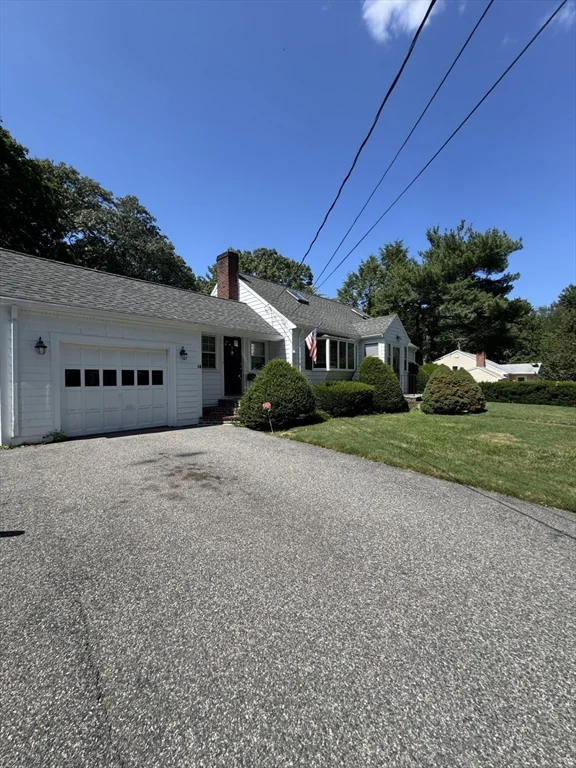3 bed, 1 bath apartment for rent at 14 White Rd Unit 0, Braintree — photo 11 of 12