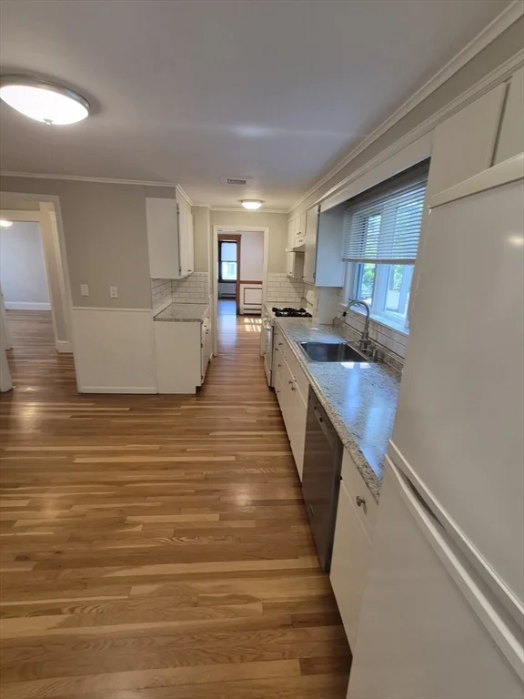 2 bed, 1 bath apartment for rent at 14 Wildwood Ave Unit 1, Arlington — photo 9 of 16
