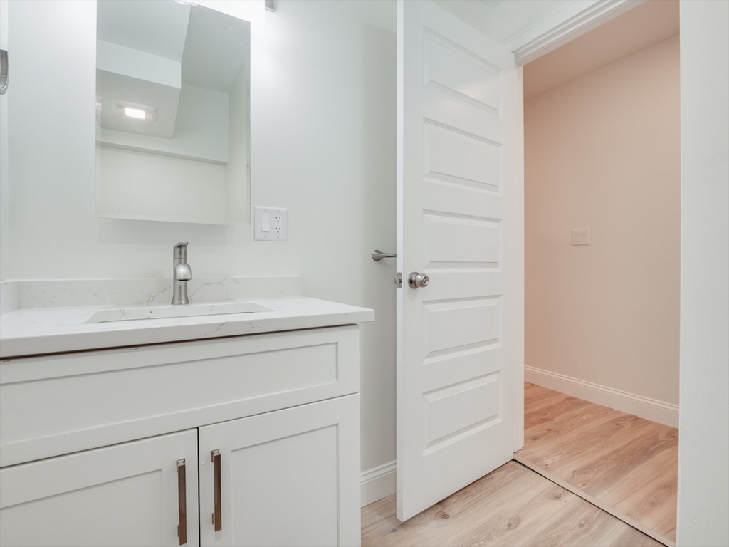 2 bed, 1 bath apartment for rent at 14 William St Unit 1, Worcester — photo 14 of 21