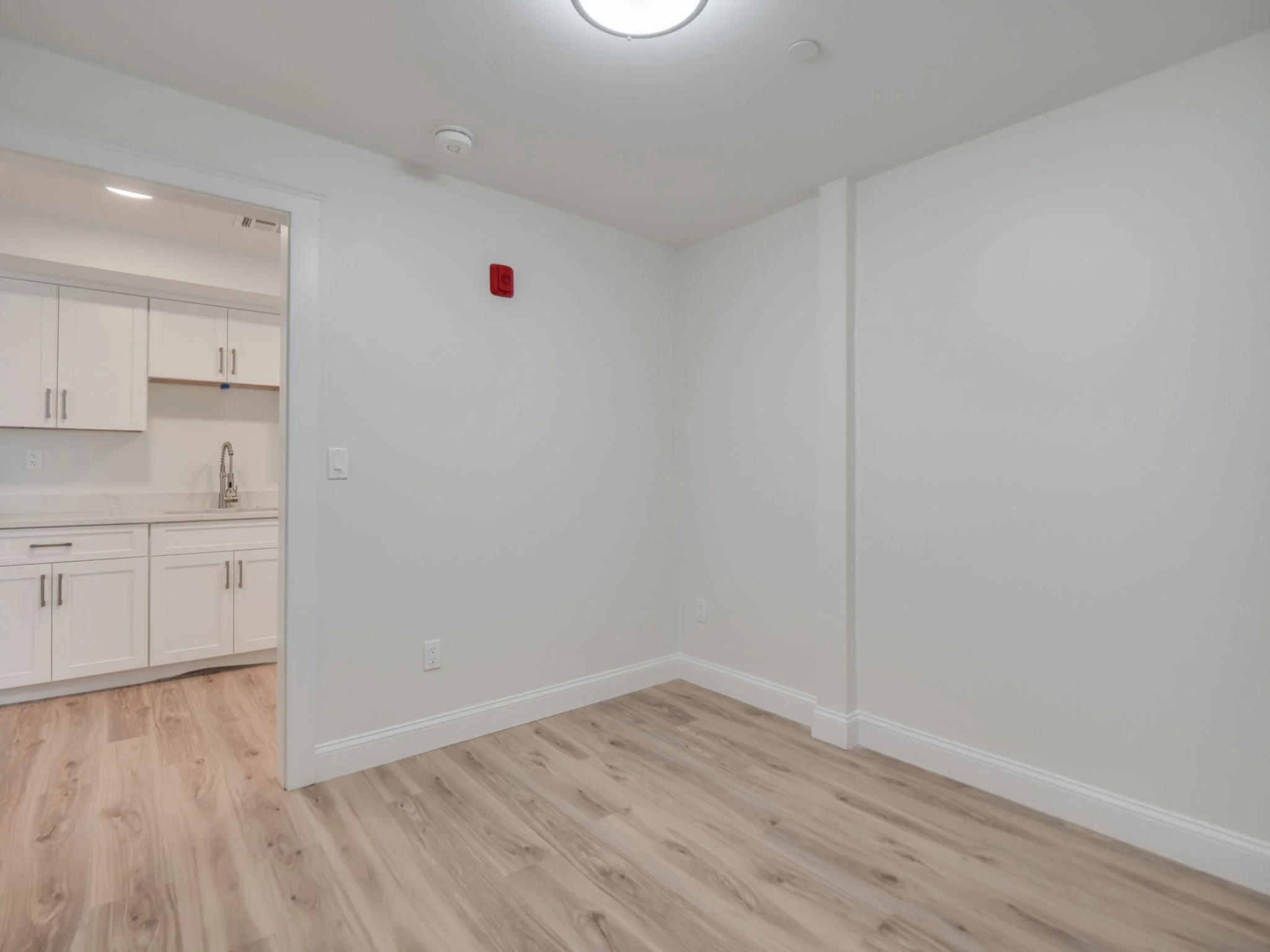 2 bed, 1 bath apartment for rent at 14 William St Unit 2, Worcester — photo 13 of 18