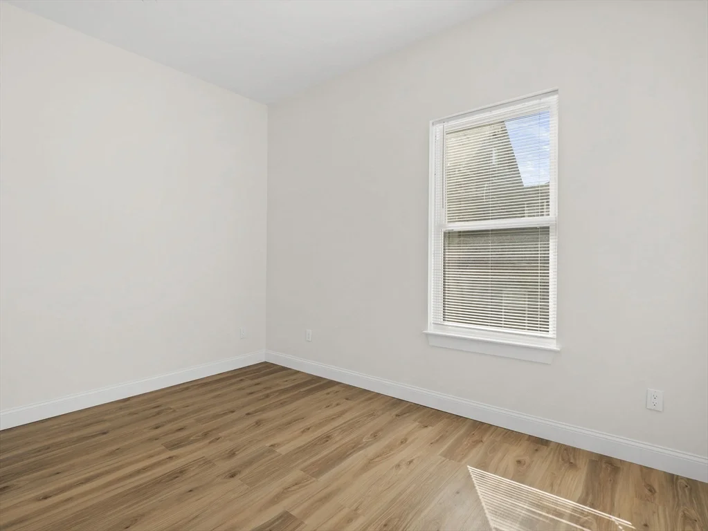 3 bed, 2 bath apartment for rent at 14 William St Unit 4, Worcester — photo 15 of 26