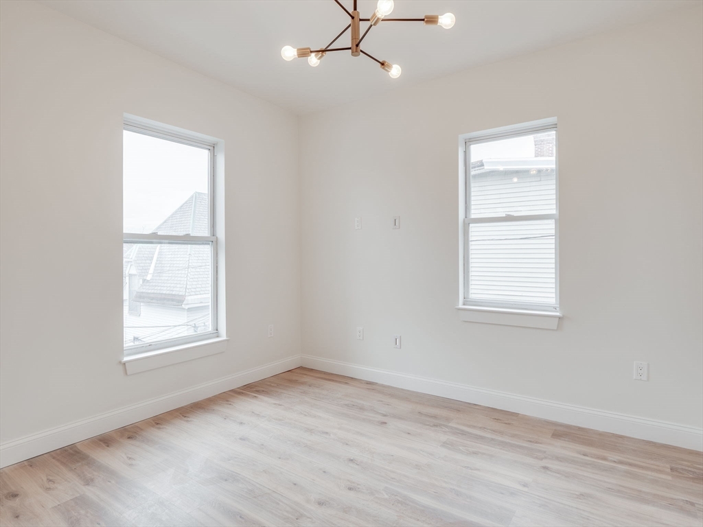 3 bed, 2 bath apartment for rent at 14 William St Unit 6, Worcester — photo 15 of 37