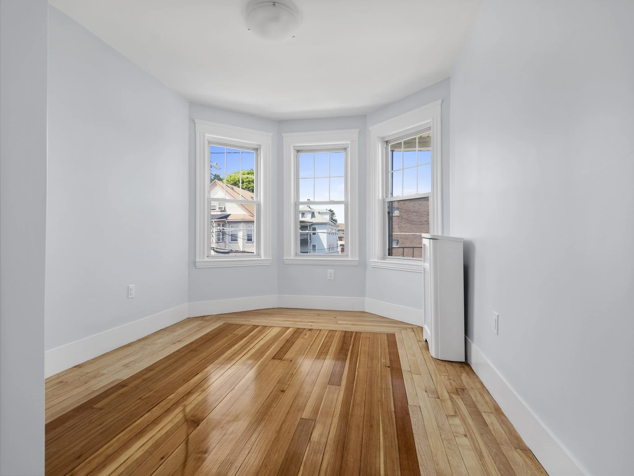 7 bed, 2 bath apartment for rent at 14 Windsor Unit 2, Tufts University — photo 14 of 27