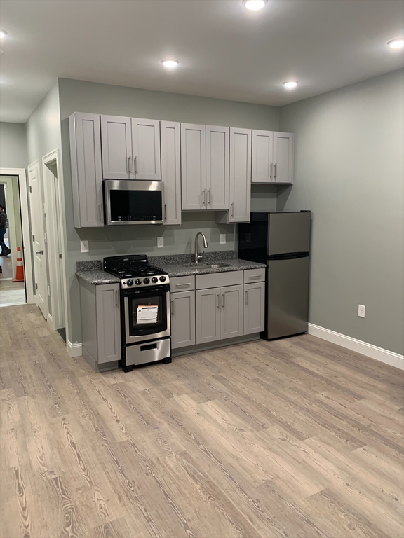 Studio bed, 1 bath apartment for rent at 14 Yeamans St Unit 209, Revere