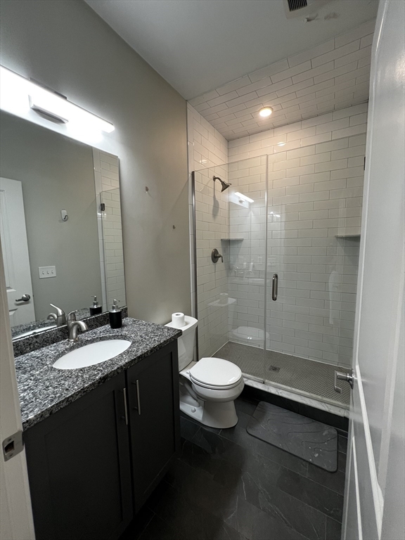 Studio bed, 1 bath apartment for rent at 14 Yeamans St Unit 309, Revere — photo 4 of 7