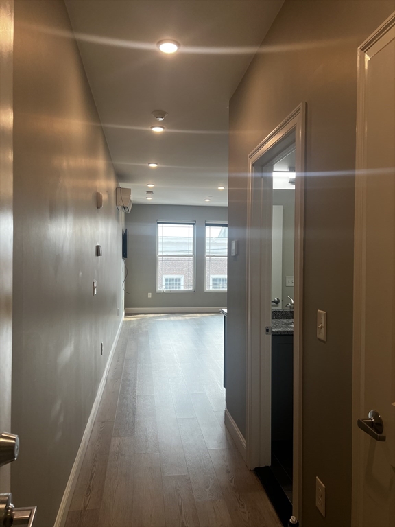 Studio bed, 1 bath apartment for rent at 14 Yeamans St Unit 309, Revere — photo 3 of 7