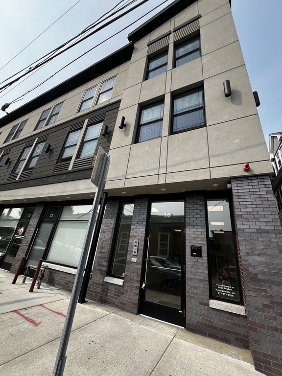 Studio bed, 1 bath apartment for rent at 14 Yeamans St Unit 309, Revere