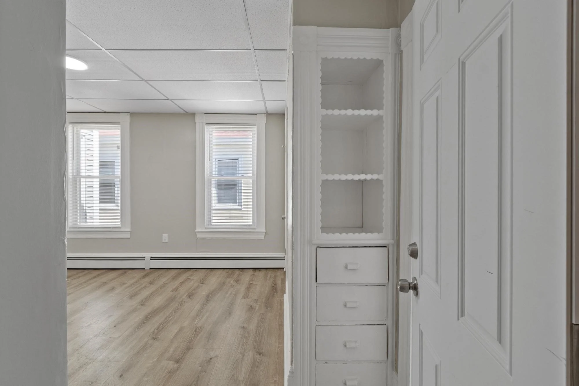 4 bed, 1 bath apartment for rent at 140 Bailey St Unit 140, South Lawrence — photo 2 of 27