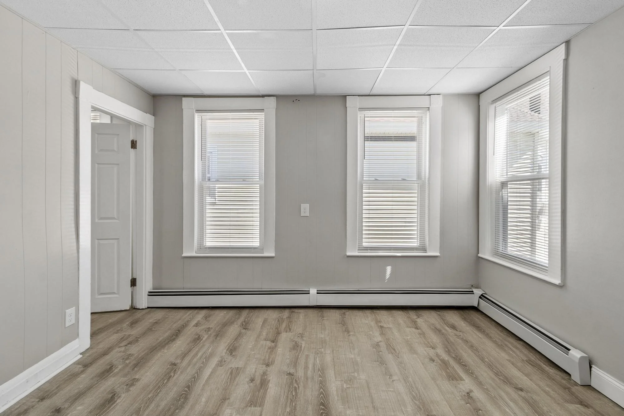 4 bed, 1 bath apartment for rent at 140 Bailey St Unit 140, South Lawrence — photo 20 of 27