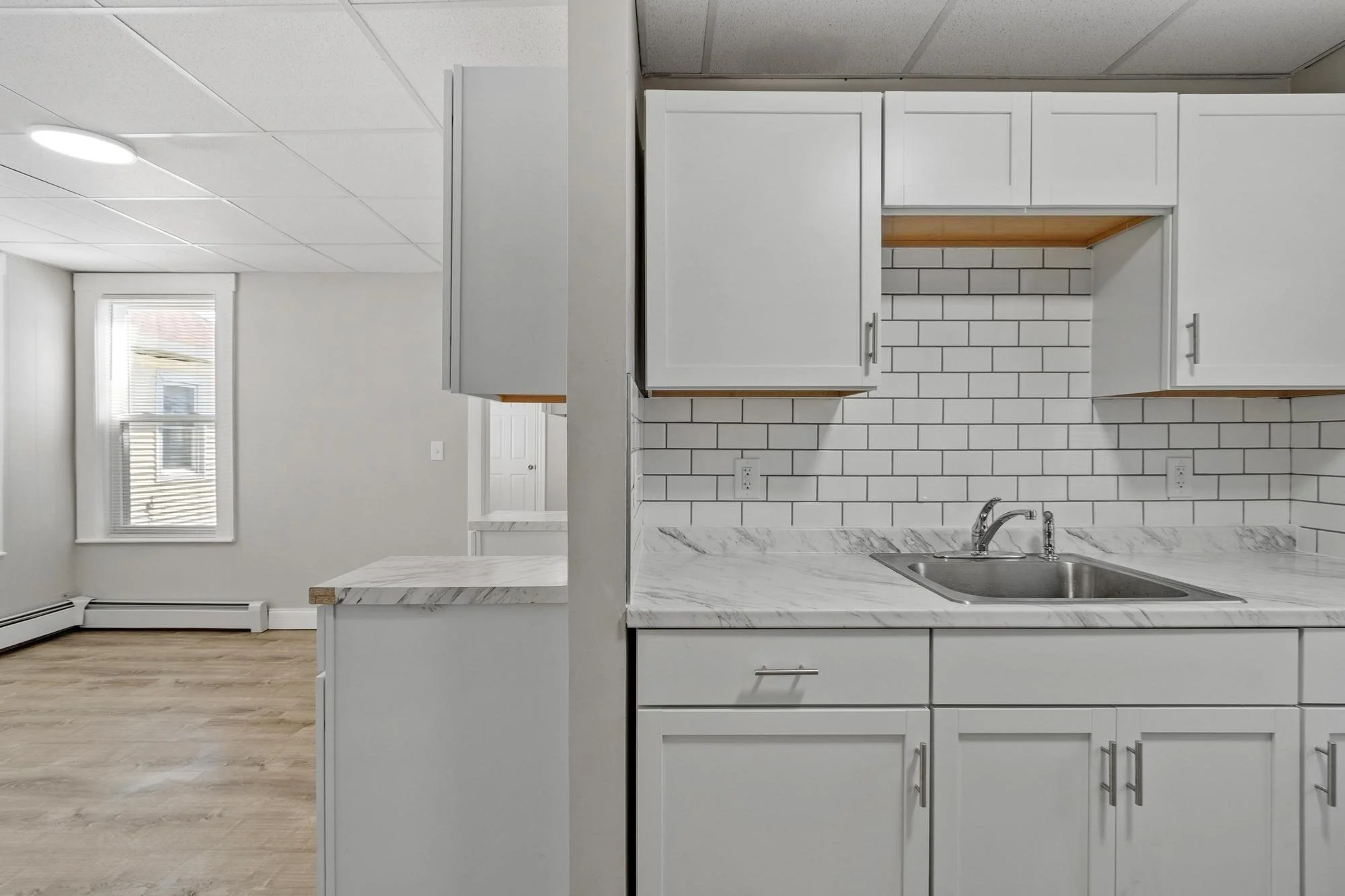 4 bed, 1 bath apartment for rent at 140 Bailey St Unit 140, South Lawrence — photo 4 of 27