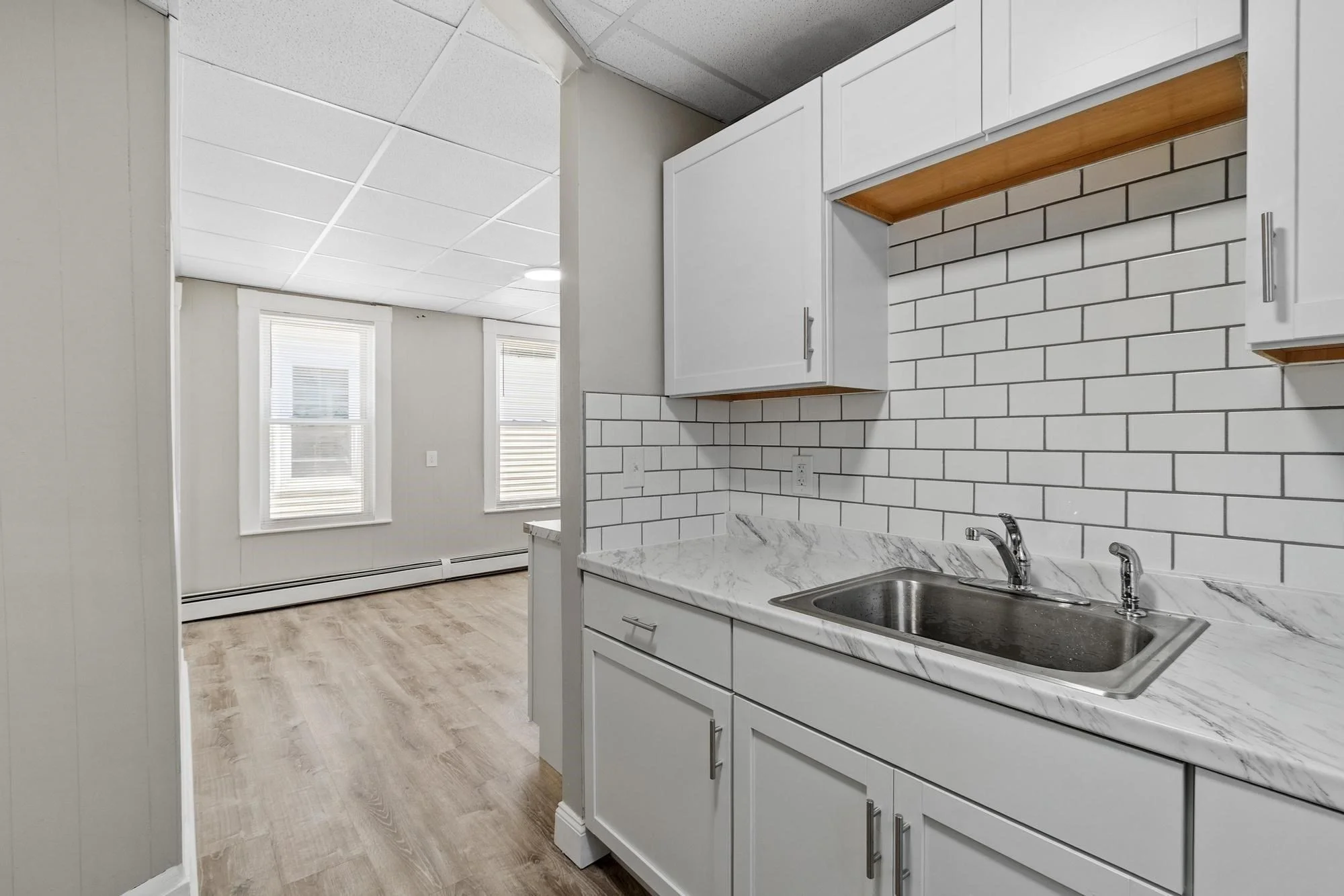 4 bed, 1 bath apartment for rent at 140 Bailey St Unit 140, South Lawrence — photo 8 of 27