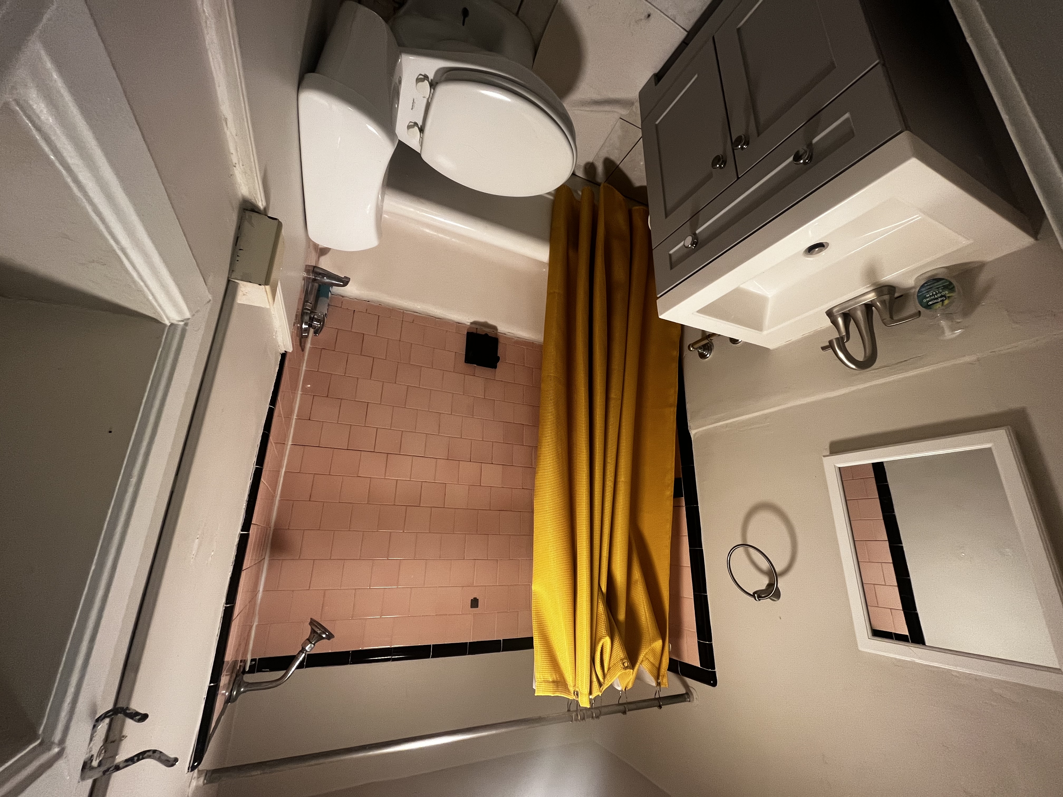 Studio bed, 1 bath apartment for rent at 140 Beacon St Unit 1F, Back Bay — photo 5 of 6