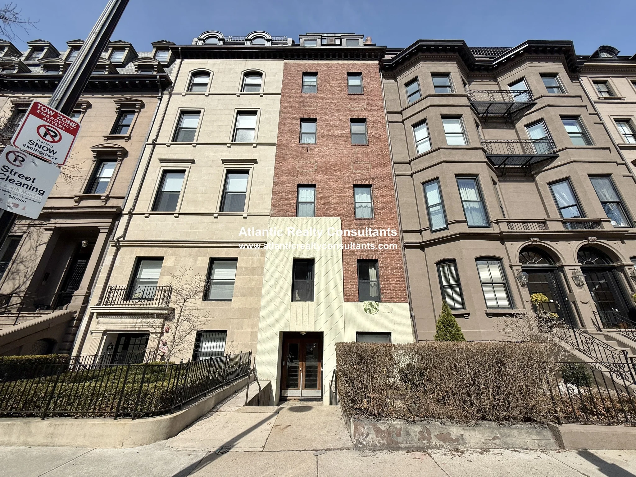 2 bed, 2 bath apartment for rent at 140 Beacon St Unit 2, Back Bay — photo 13 of 14