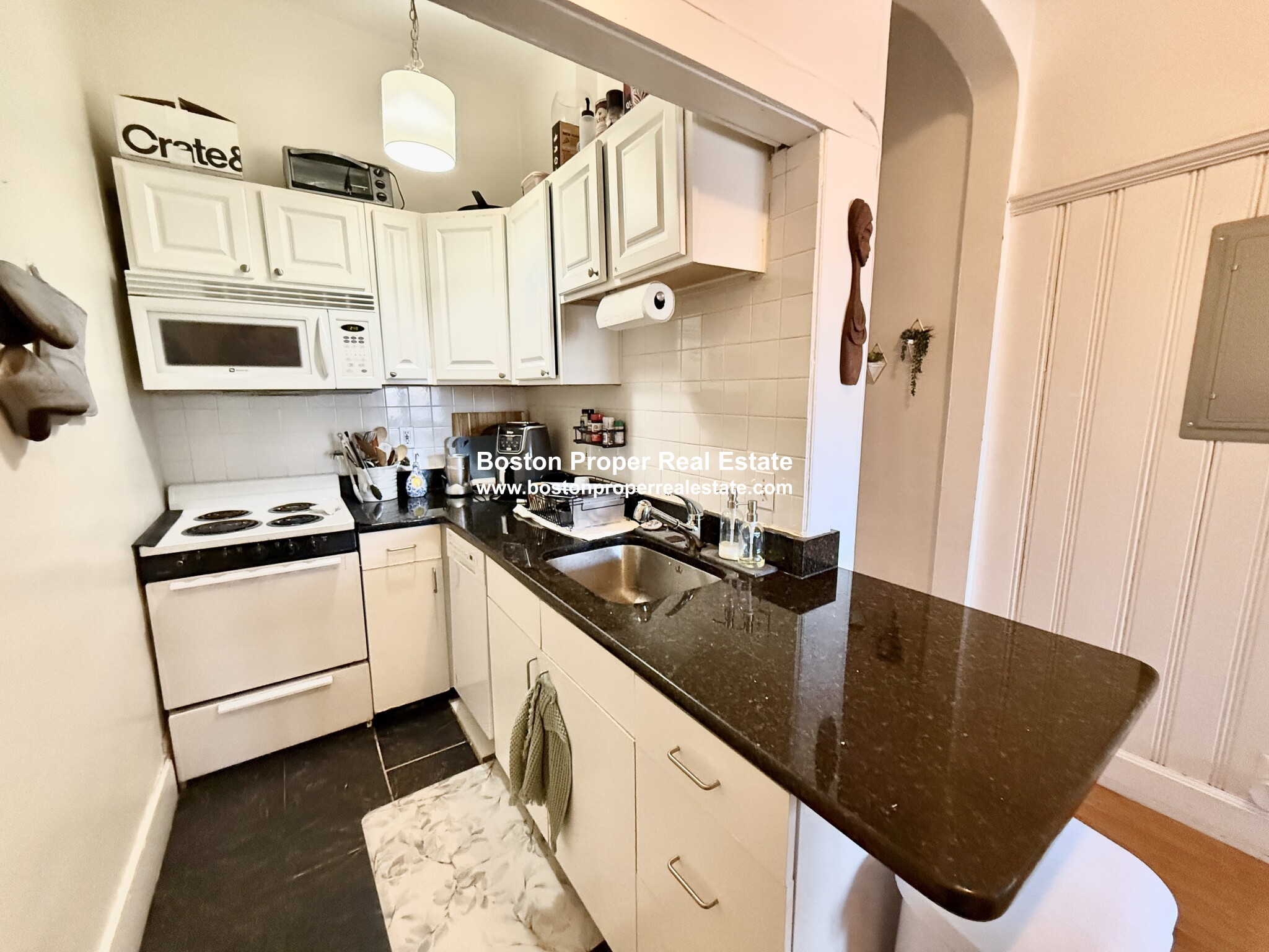 2 bed, 1 bath apartment for rent at 140 Beacon St Unit 3, Back Bay — photo 6 of 14