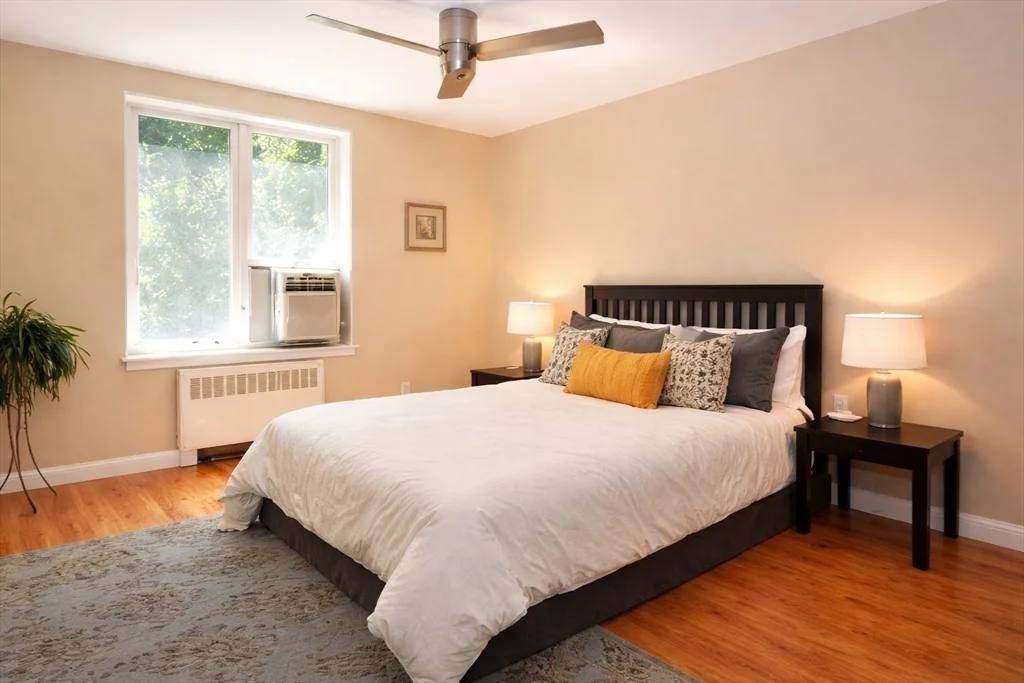 1 bed, 1 bath apartment for rent at 140 Beaconsfield Rd Unit 3, Brookline Hills — photo 6 of 9