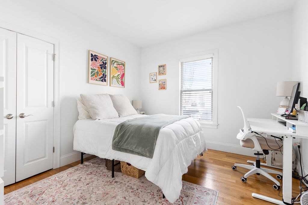 4 bed, 2 bath apartment for rent at 140 Boston St Unit 1, Dorchester — photo 3 of 13