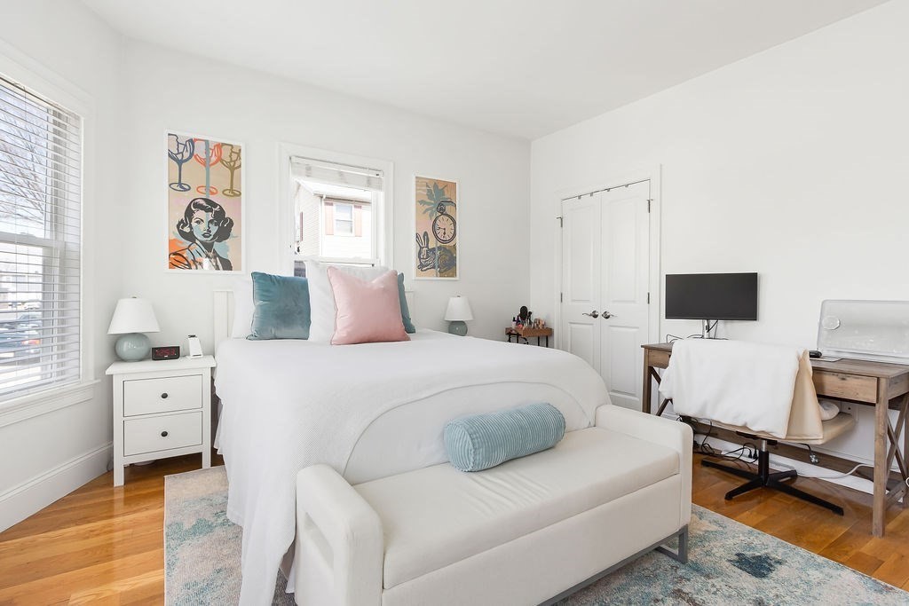 4 bed, 2 bath apartment for rent at 140 Boston St Unit 1, Dorchester — photo 2 of 13