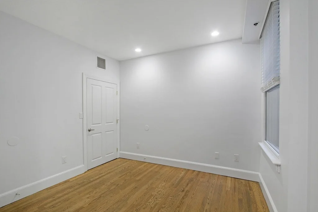 1 bed, 1 bath apartment for rent at 140 Boylston St Unit 2, Boston Downtown — photo 14 of 14