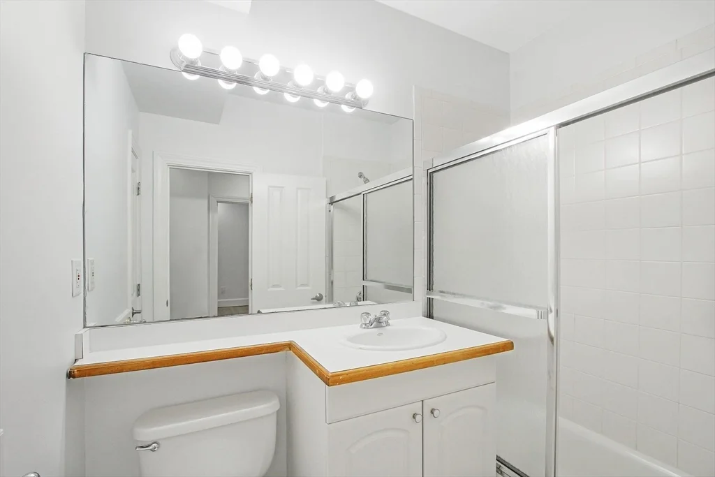 1 bed, 1 bath apartment for rent at 140 Boylston St Unit 2, Boston Downtown — photo 9 of 14
