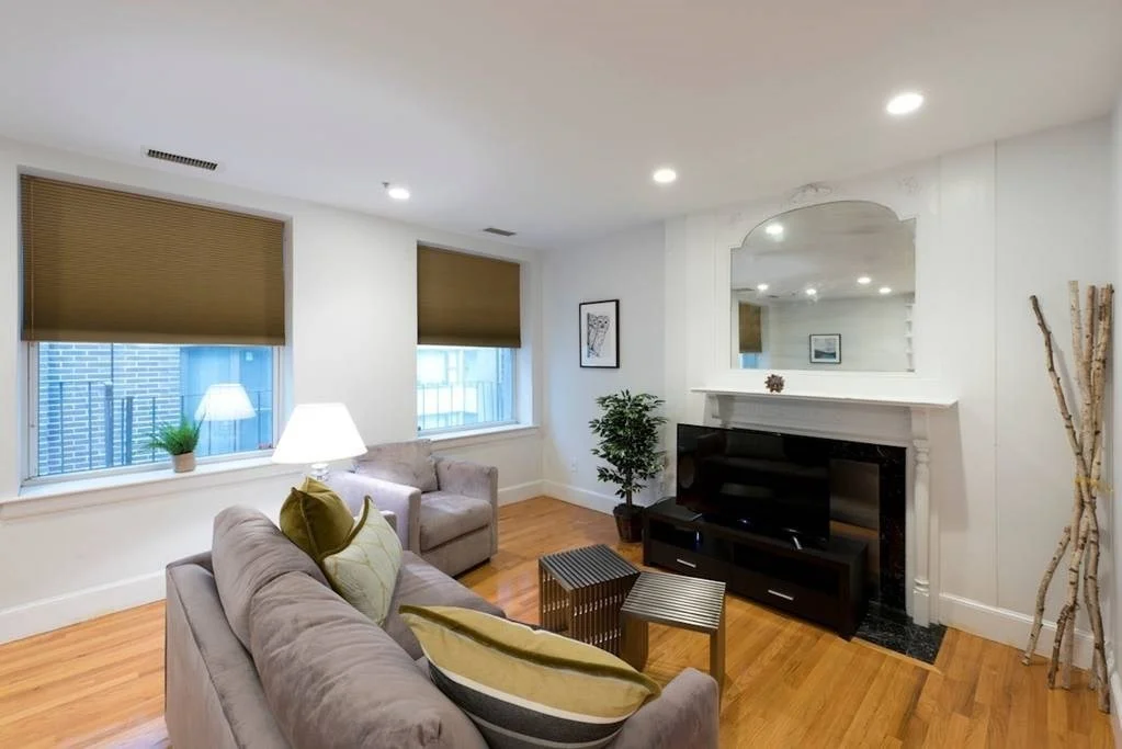 1 bed, 1 bath apartment for rent at 140 Boylston St Unit 2, Boston Downtown — photo 1 of 14