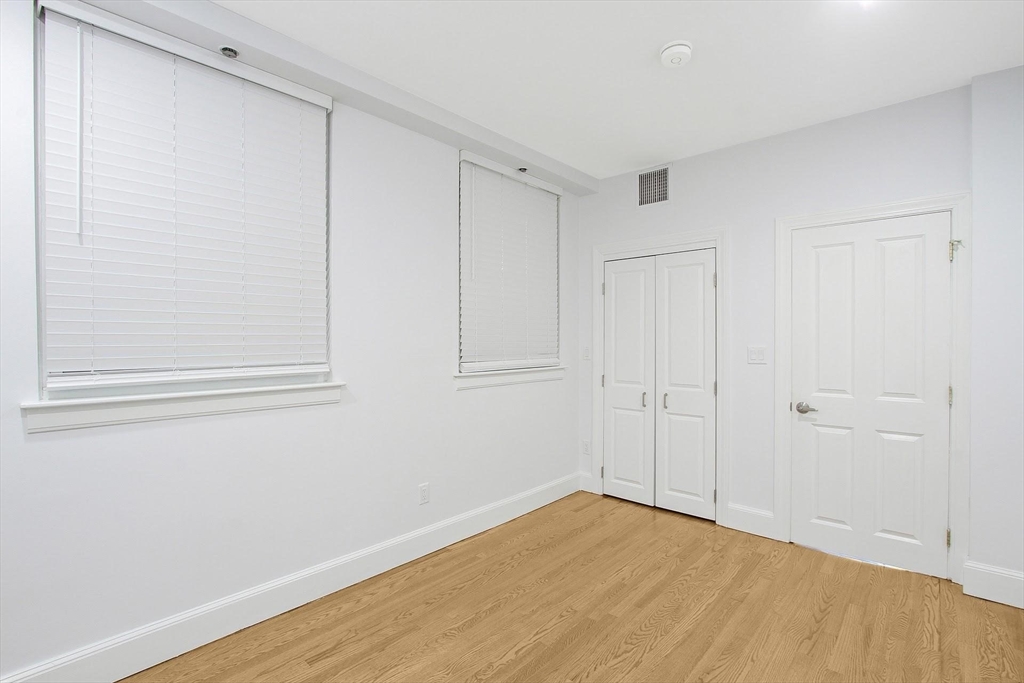1 bed, 1 bath apartment for rent at 140 Boylston St Unit 3, Back Bay — photo 17 of 18