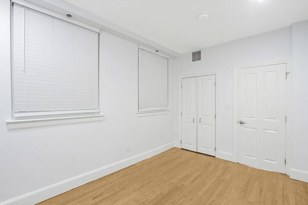 1 bed, 1 bath apartment for rent at 140 Boylston St Unit 5, Back Bay — photo 5 of 20