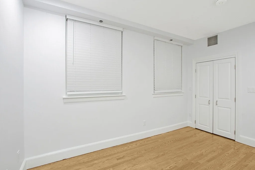 1 bed, 1 bath apartment for rent at 140 Boylston St Unit 5, Back Bay — photo 6 of 20
