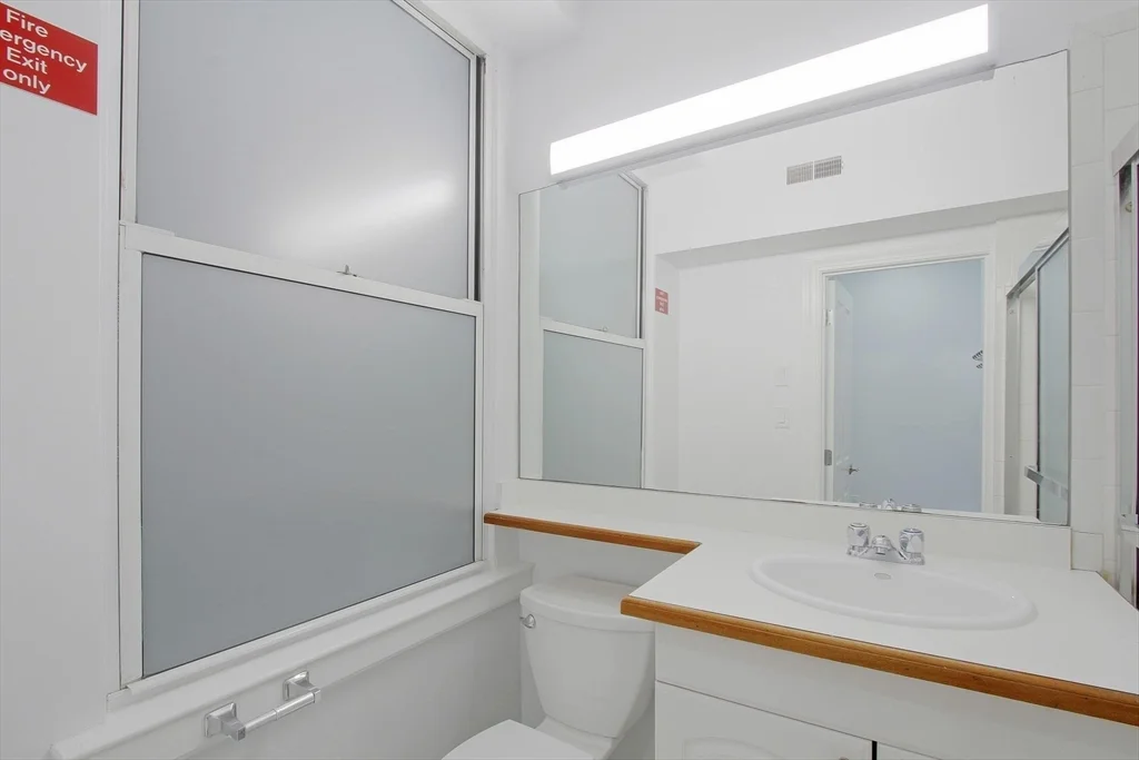 1 bed, 1 bath apartment for rent at 140 Boylston St Unit 5, Back Bay — photo 8 of 20