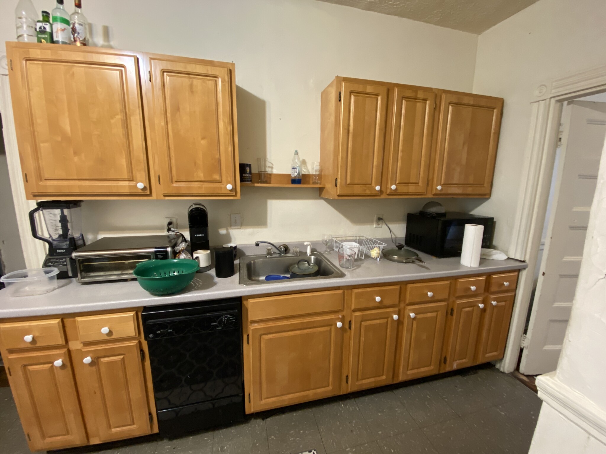 2 bed, 1 bath apartment for rent at 140 Calumet St Unit 1, Mission Hill — photo 2 of 9