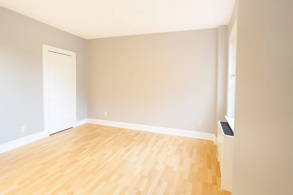1 bed, 1 bath apartment for rent at 140 Chestnut Unit 709, Springfield — photo 7 of 18