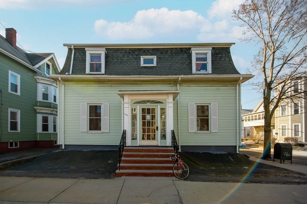 2 bed, 1 bath apartment for rent at 140 Clifton Unit 2, Malden