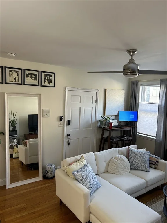 1 bed, 1 bath apartment for rent at 140 D St Unit 1, South Boston — photo 3 of 16