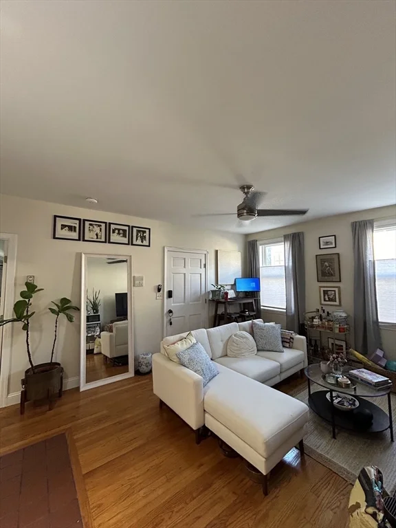 1 bed, 1 bath apartment for rent at 140 D St Unit 1, South Boston — photo 2 of 16