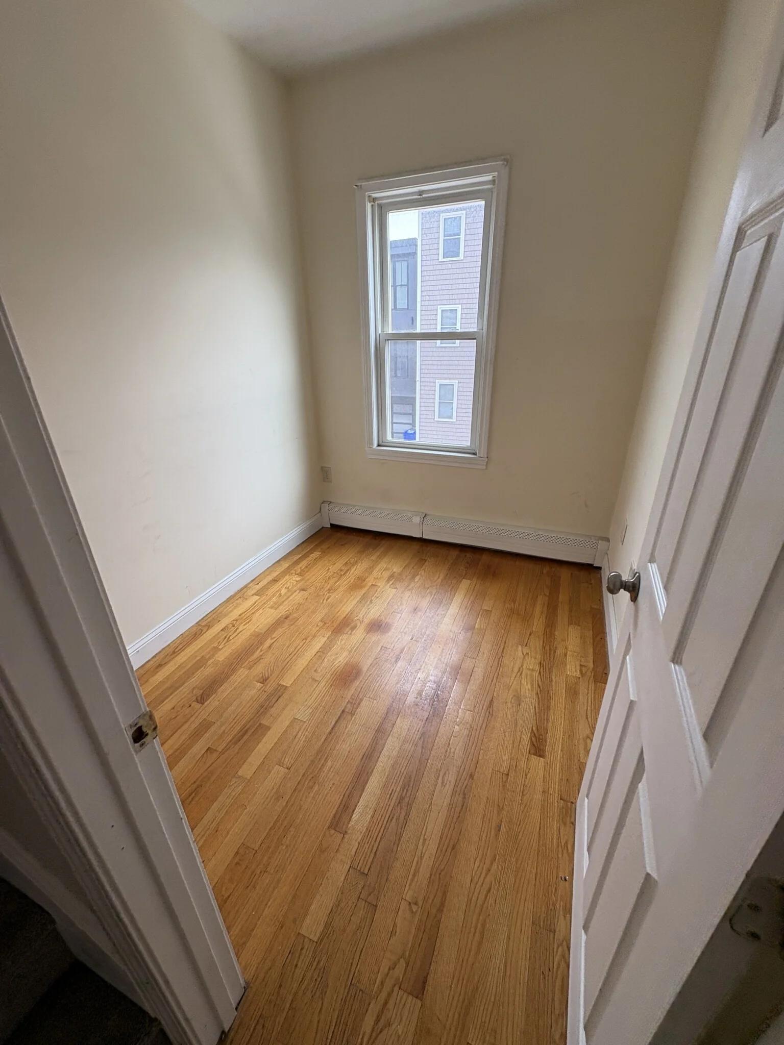 3 bed, 1.5 bath apartment for rent at 140 D St Unit 2, South Boston — photo 2 of 41