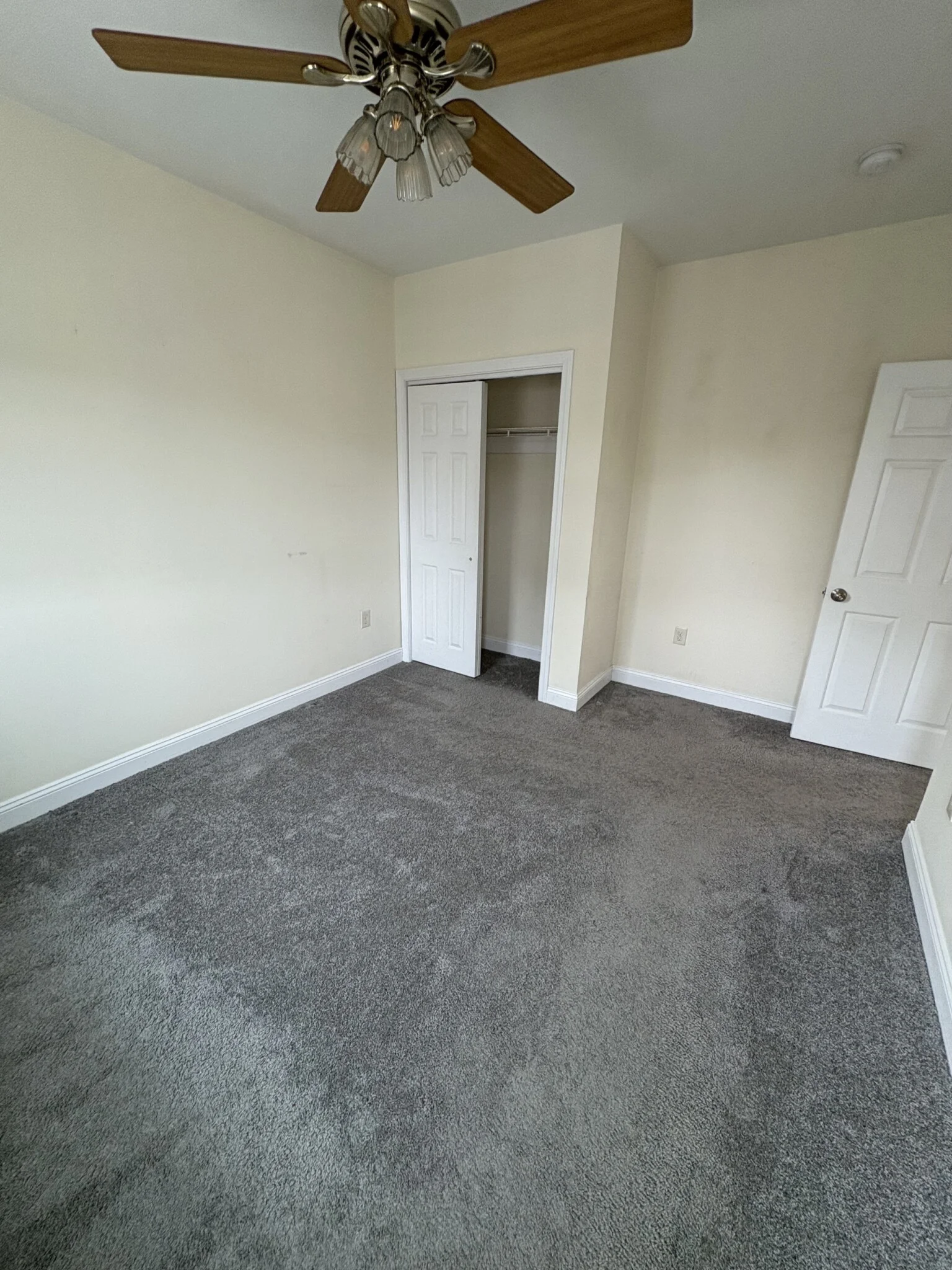 3 bed, 1.5 bath apartment for rent at 140 D St Unit 2, South Boston — photo 22 of 41