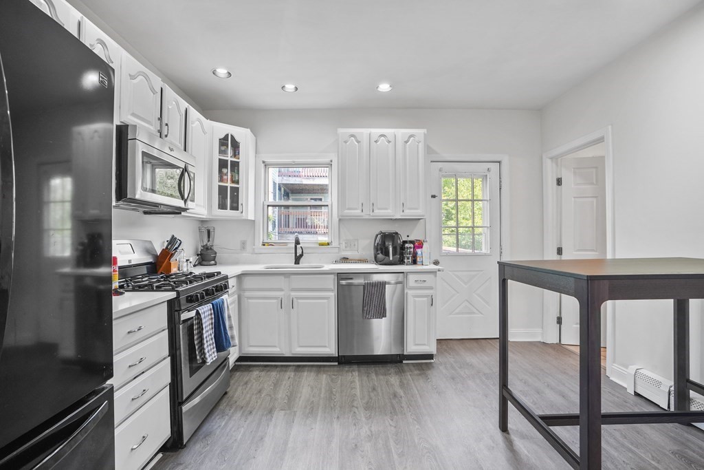 3 bed, 1.5 bath apartment for rent at 140 D St Unit 2, South Boston — photo 29 of 41