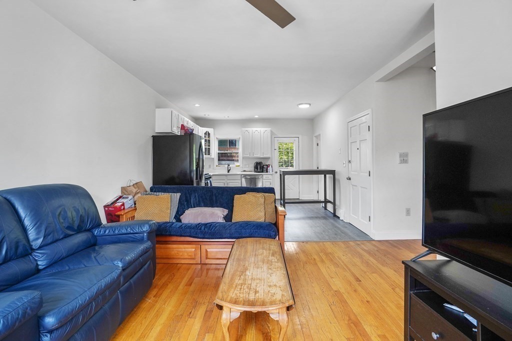 3 bed, 1.5 bath apartment for rent at 140 D St Unit 2, South Boston — photo 25 of 41